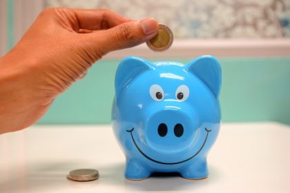 Smart Ways To Save Money On A Tight Budget In Nigeria